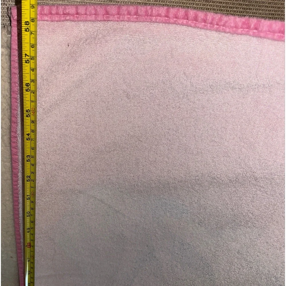 Disneyland Princess Beach Towel Cinderella's Castle Pink Stars Sparkles 30 X 58